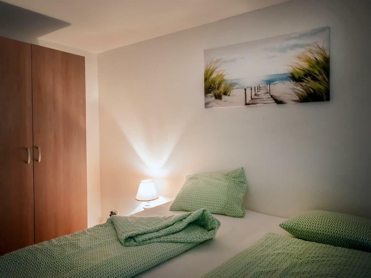Apart Holidays - Residenza Flora Locarno Exterior photo